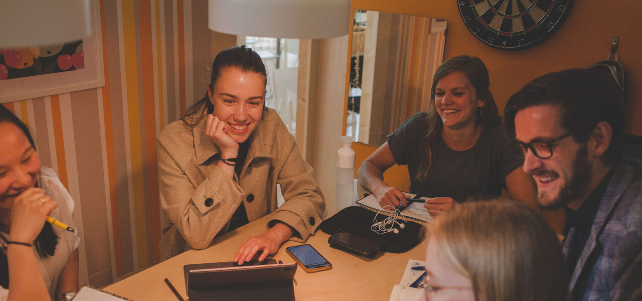 Quatro studies, vacature nationaal studentenleider